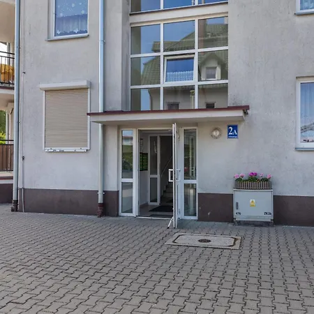 Wyjatkowy Blisko Plazy - Parking & Balkon - By Renters Apartment